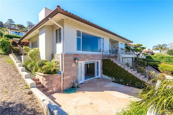 556 Via Media, Palos Verdes Estates, CA 90274