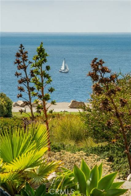 408 Avenida Mirola, Palos Verdes Estates, CA 90274