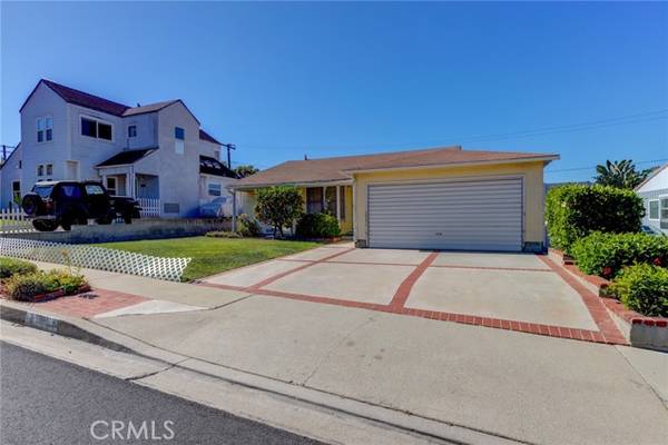 1509 Chestnut Avenue, Manhattan Beach, CA 90266