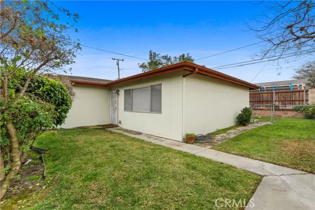 Lomita, CA 90717,25123 Andreo Ave. Avenue