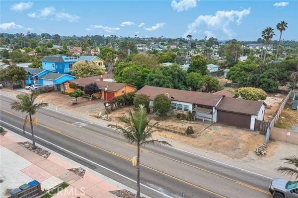 637 Santa Fe Drive, Encinitas, CA 92024