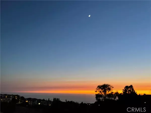 Rancho Palos Verdes, CA 90275,29600 Island View Drive #106