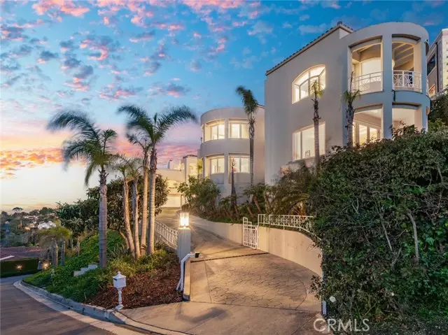 702 Via La Cuesta, Palos Verdes Estates, CA 90274