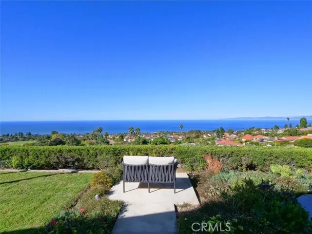 Rancho Palos Verdes, CA 90275,29121 Covecrest Drive