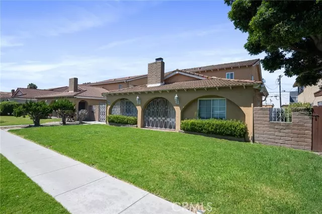 Los Alamitos, CA 90720,4461 Green Avenue