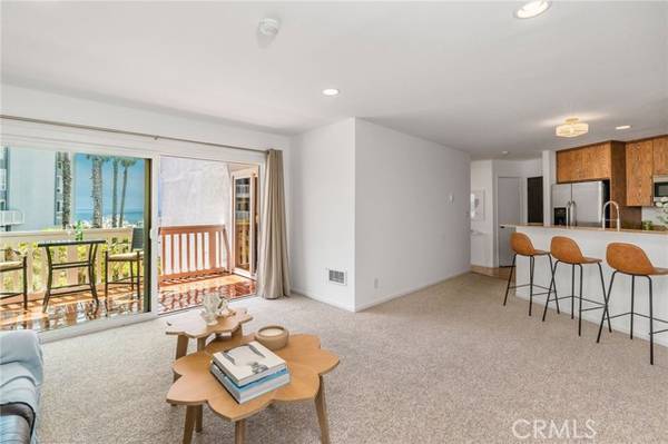 620 The Village #207, Redondo Beach, CA 90277