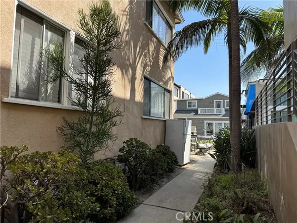 Manhattan Beach, CA 90266,125 9th Street