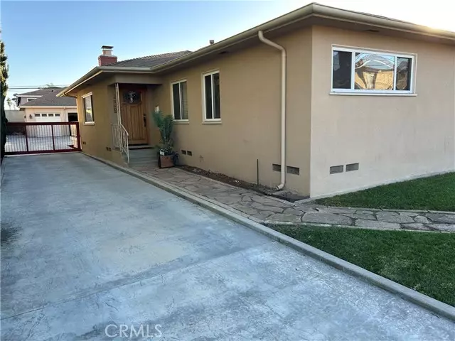 4340 W 141st Street, Hawthorne, CA 90250