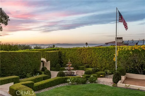 Palos Verdes Estates, CA 90274,2105 Via Visalia