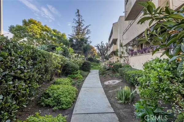 Harbor City, CA 90710,26201 S Vermont Avenue #304