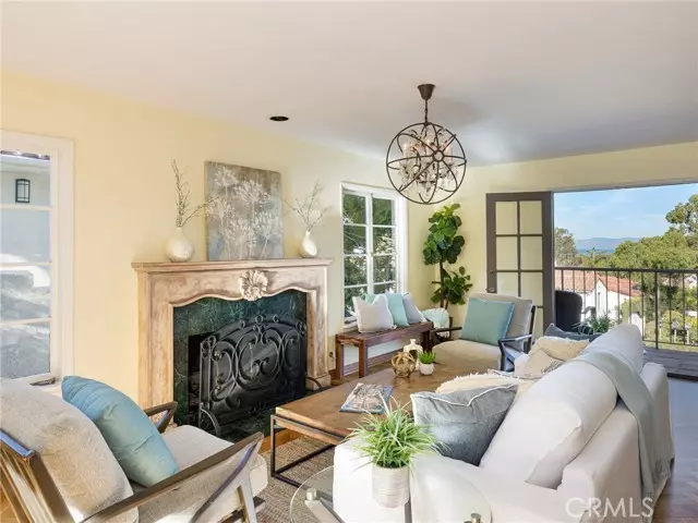 Palos Verdes Estates, CA 90274,2512 Via Pinale