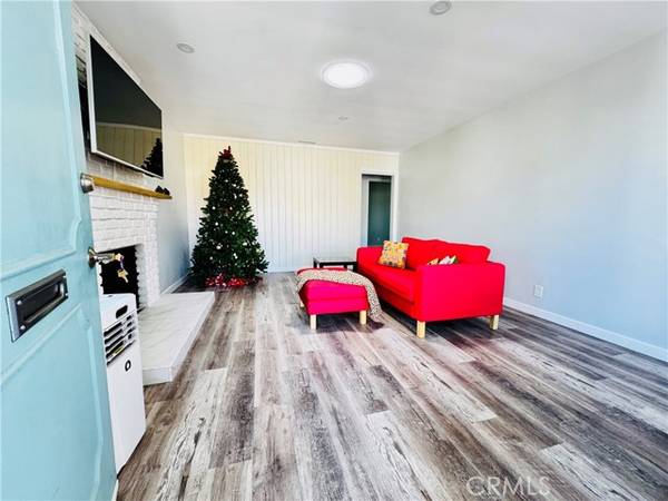 1266 7th Place, Hermosa Beach, CA 90254