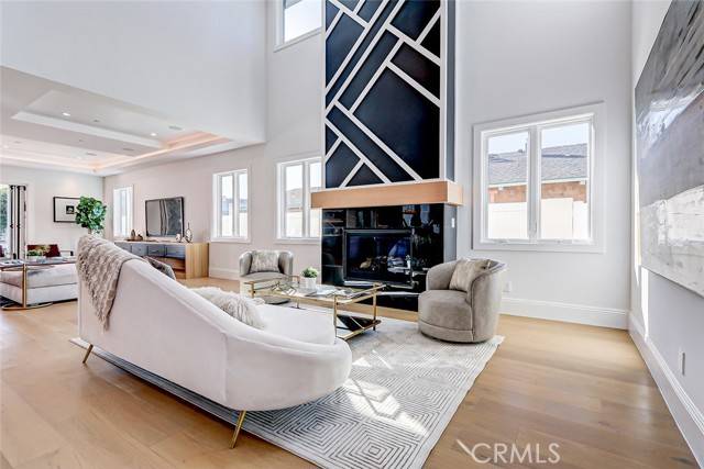 Manhattan Beach, CA 90266,1544 Mathews Avenue