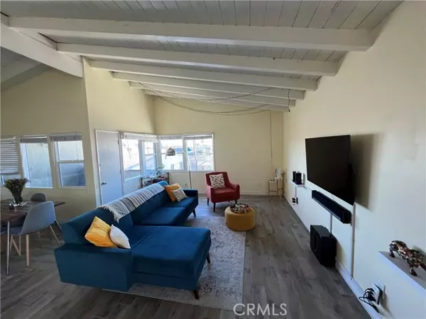 817 Manhattan, Hermosa Beach, CA 90254