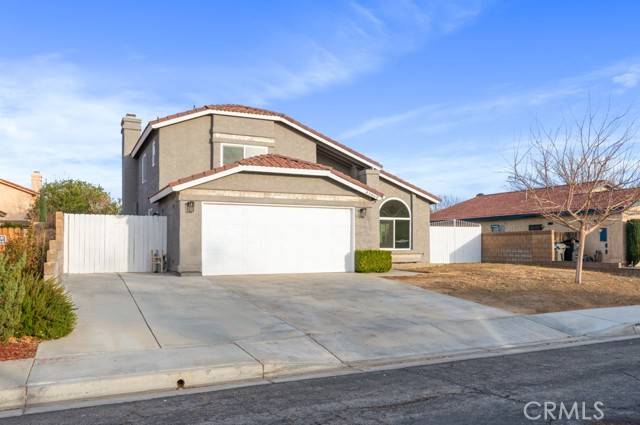 43860 Silver Bow Road, Lancaster, CA 93535