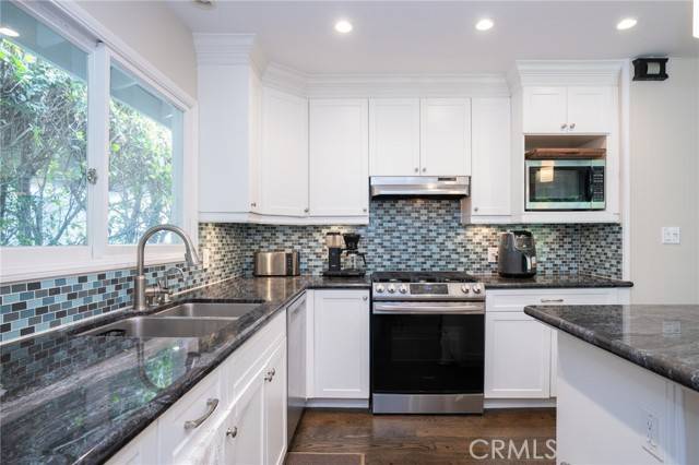 825 Tyburn Road, Palos Verdes Estates, CA 90274