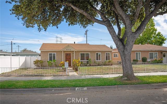 Lakewood, CA 90713,6032 Camerino Street