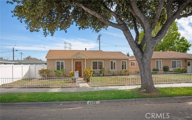 Lakewood, CA 90713,6032 Camerino Street
