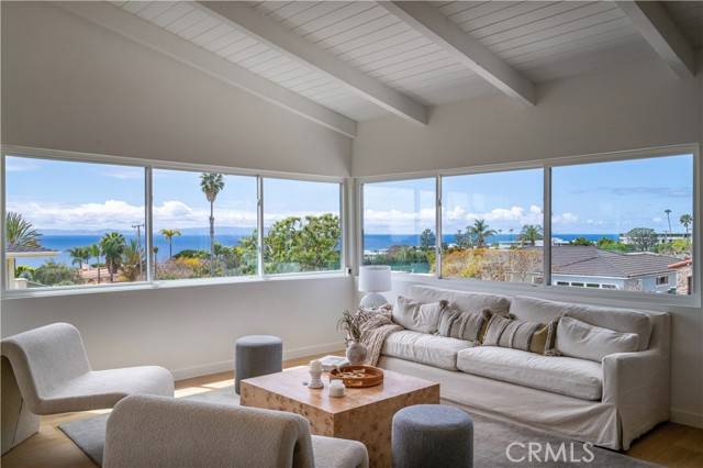 8 Clipper Road, Rancho Palos Verdes, CA 90275