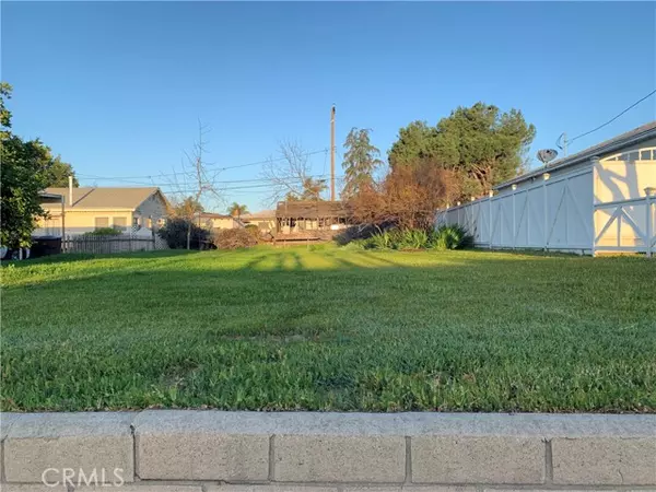 Brea, CA 92821,327 Laurel