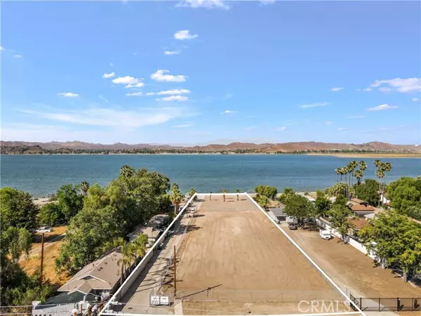 Lake Elsinore, CA 92530,17280 Grand