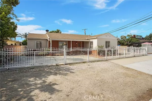 2538 W Edinger Avenue, Santa Ana, CA 92704