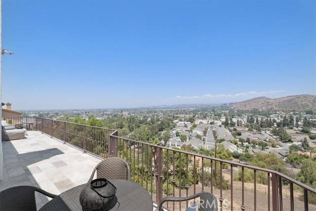 12344 Circula Panorama, North Tustin, CA 92705