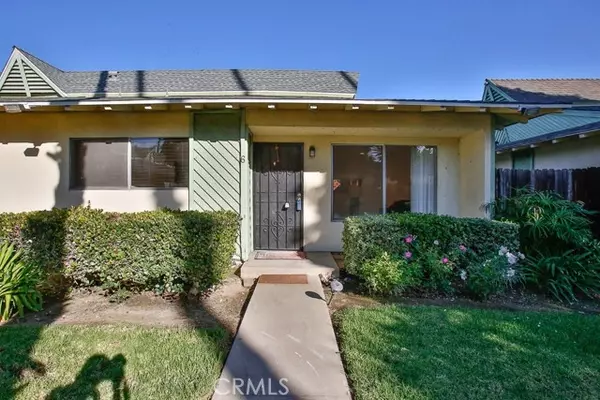 Tustin, CA 92780,15712 Pasadena Avenue #6