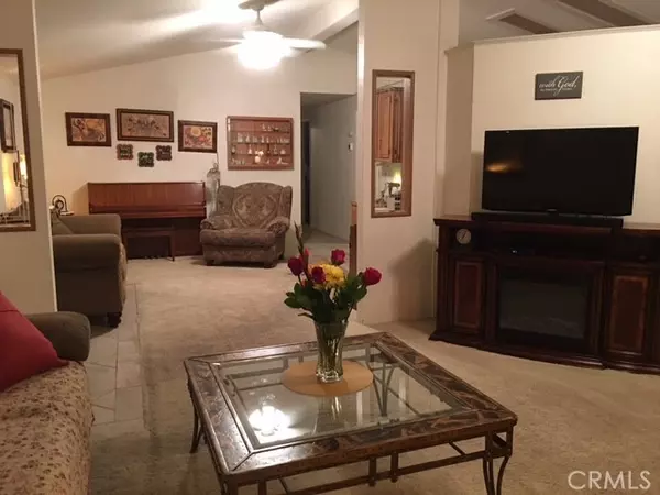 Calimesa, CA 92320,10961 Desert Lawn #60