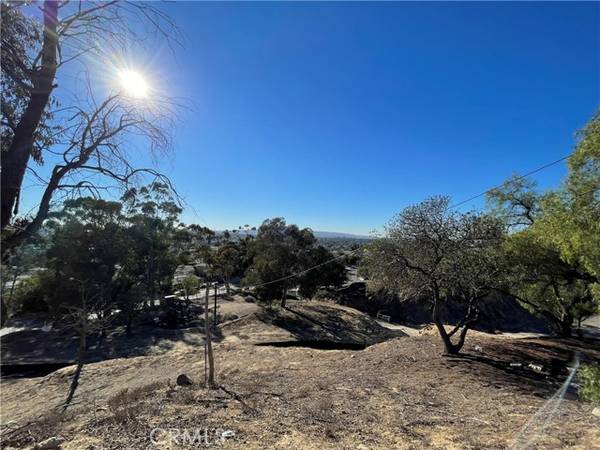 2105 Stanley, Signal Hill, CA 90755