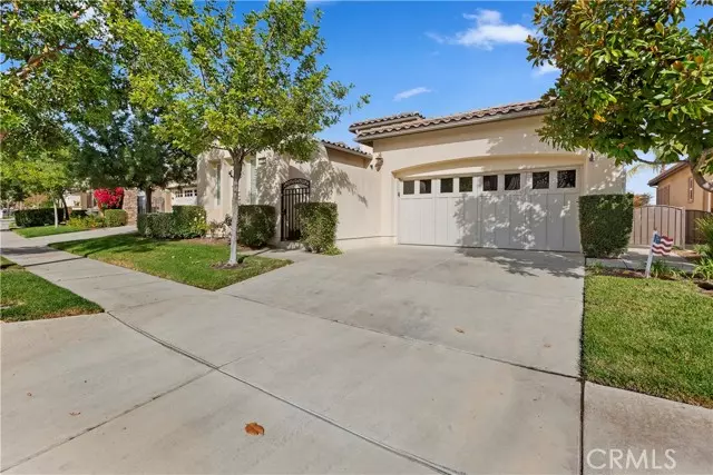 9182 Wooded Hill Drive, Corona, CA 92883