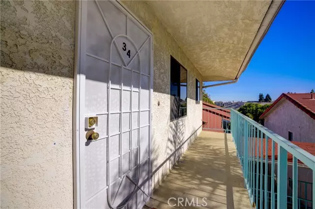 Hawthorne, CA 90250,14405 Cerise Avenue #34