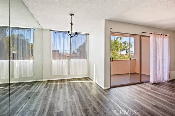 Inglewood, CA 90302,855 Victor Avenue #203