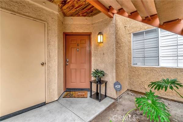 Yorba Linda, CA 92887,5410 Silver Canyon Rd #11B