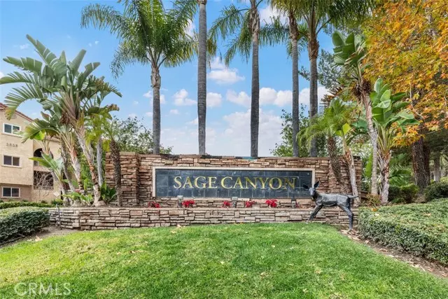 2380 Del Mar Way #201, Corona, CA 92882