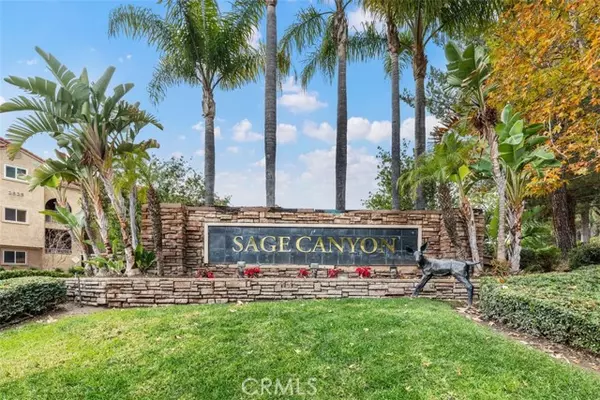 Corona, CA 92882,2380 Del Mar Way #201