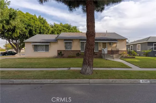 Lakewood, CA 90713,5732 Coldbrook Avenue