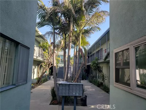 Long Beach, CA 90802,436 Cedar Avenue #14