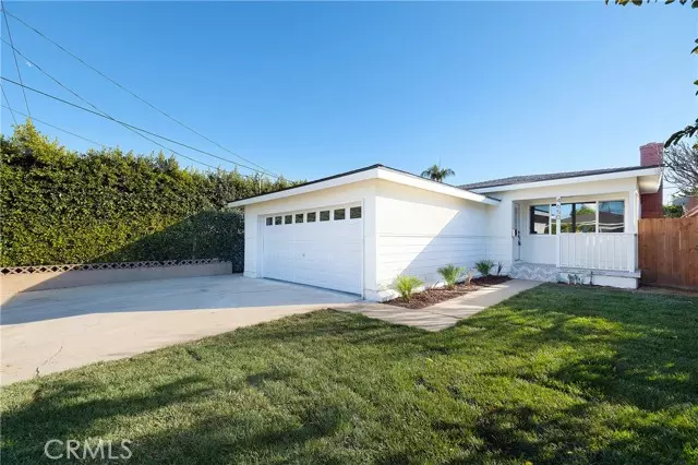 4650 W 130th Street, Hawthorne, CA 90250