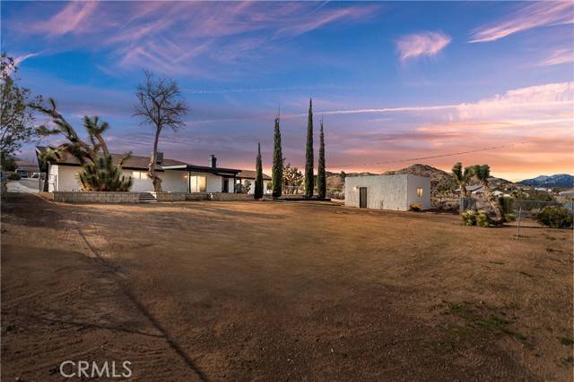 8388 Acoma Court, Yucca Valley, CA 92284