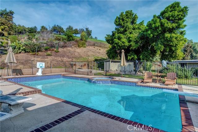 2128 El Cajonita Drive, La Habra Heights, CA 90631