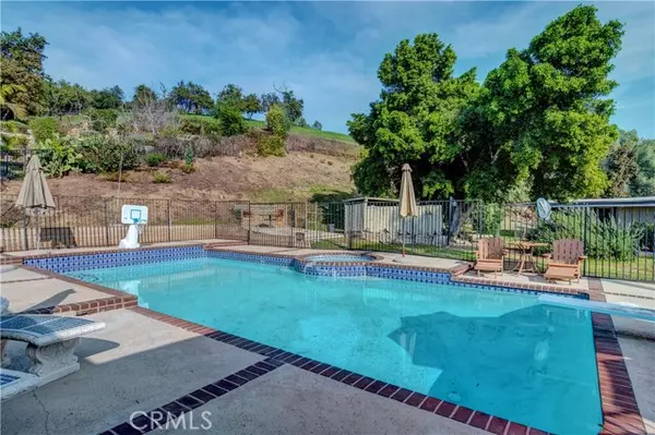 2128 El Cajonita Drive, La Habra Heights, CA 90631