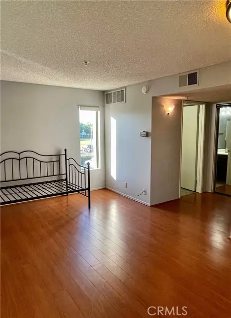 Fullerton, CA 92832,301 N Ford Avenue #214