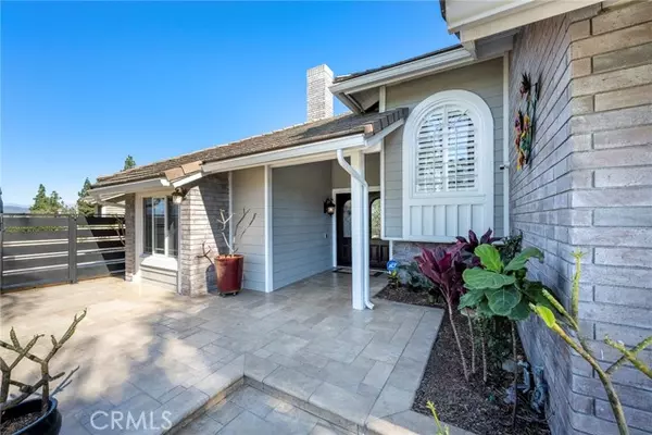 Anaheim Hills, CA 92807,5730 E River Valley