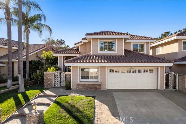 527 S Morningstar Drive, Anaheim Hills, CA 92808