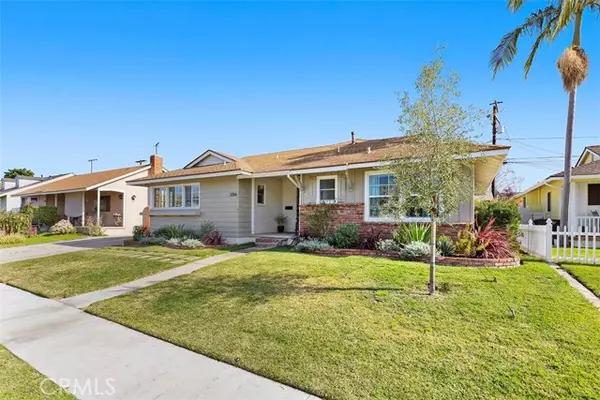 3356 Petaluma Avenue, Long Beach, CA 90808