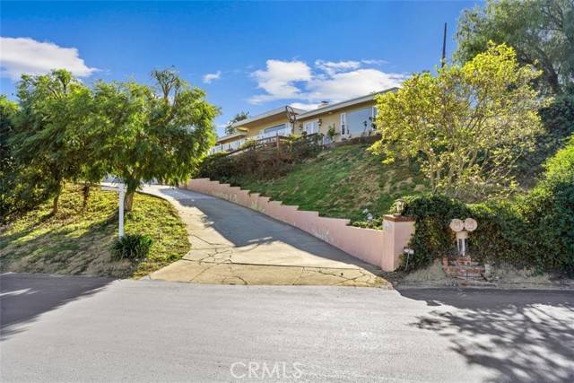 2112 E Skyline Drive, La Habra Heights, CA 90631