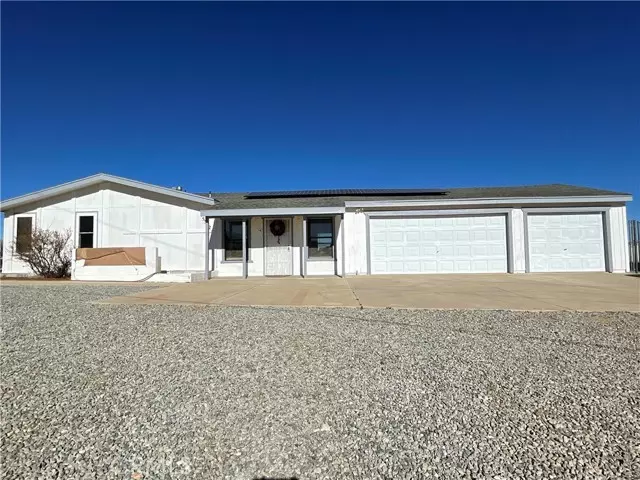 5332 Sundown Drive, Phelan, CA 92371