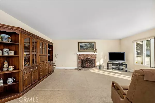 Yorba Linda, CA 92886,17201 HILLWOOD Drive