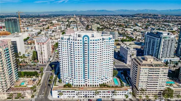 Long Beach, CA 90802,525 E Seaside Way #301